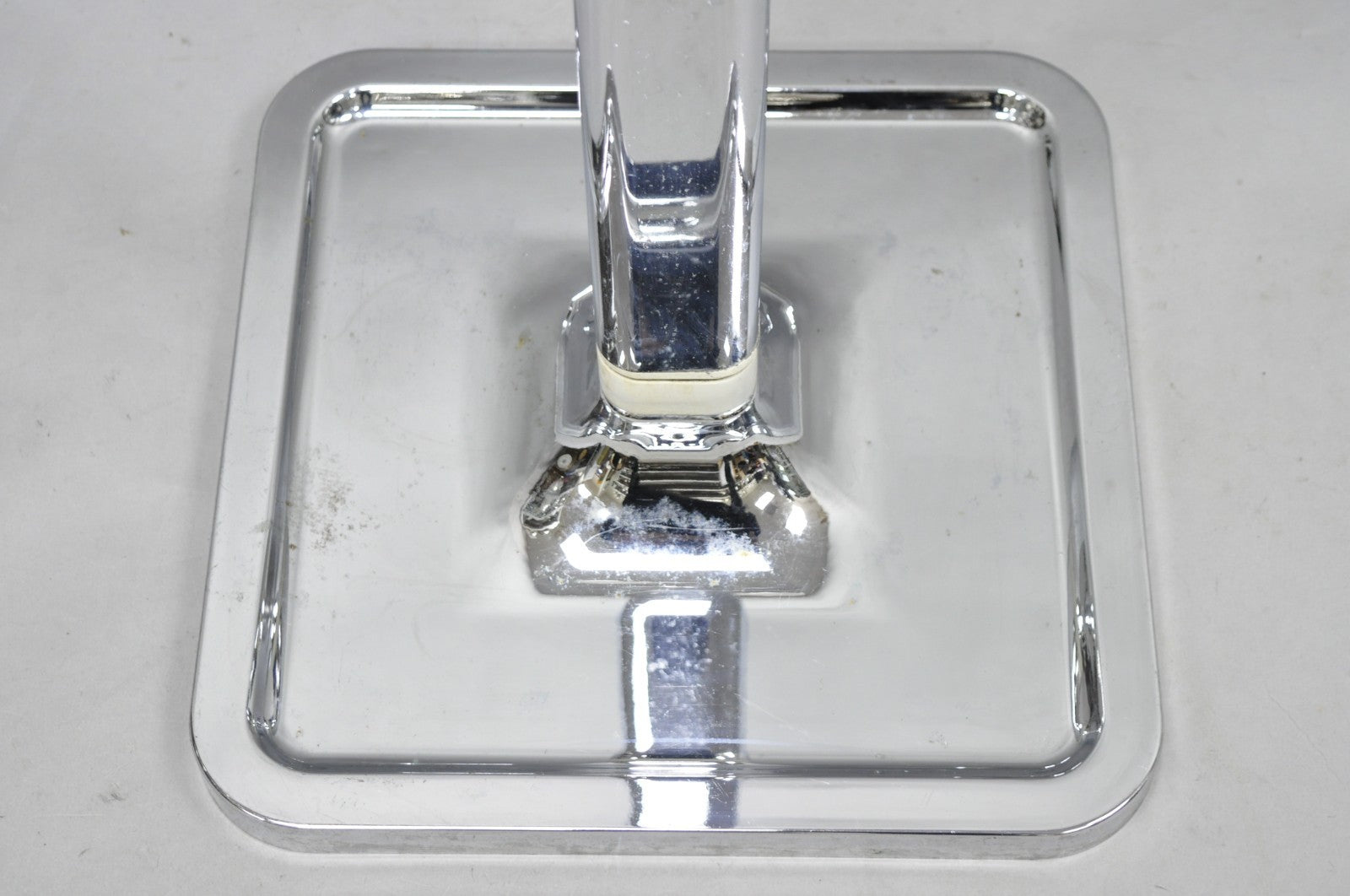 Vintage Postmodern Silver Chrome Metal Sculptural Modernist Pole Floor Lamp