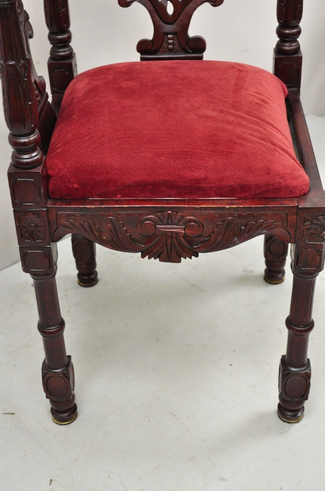 Renaissance Style Mahogany Corner Chair Side Chair with Carved Face