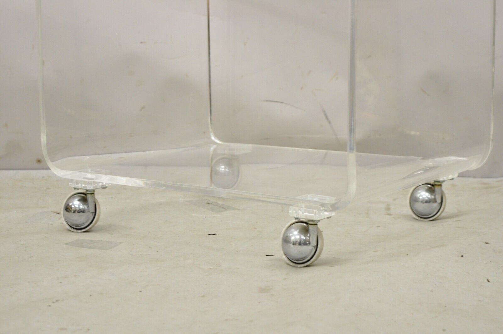 Vintage Clear Lucite Acrylic Mid Century Modern Rolling Bar Cart Side Table