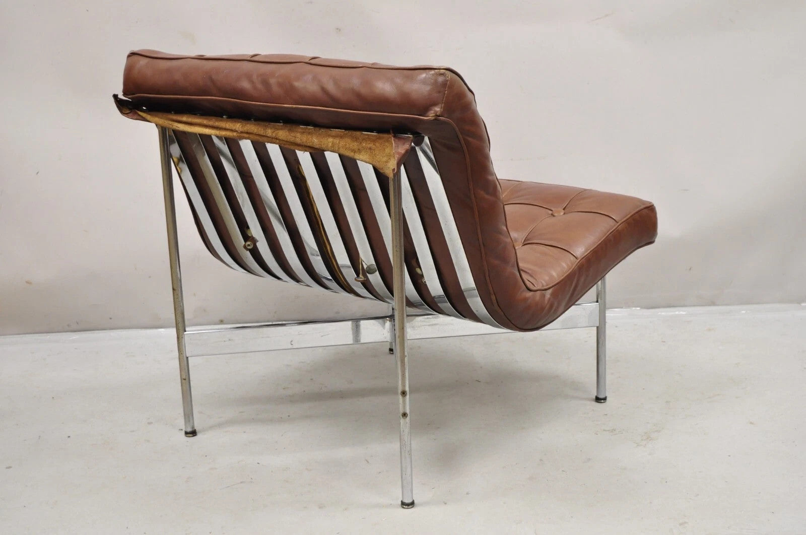 "New York" Brown Leather Lounge Chair by Katavolos Littell Kelley for Laverne