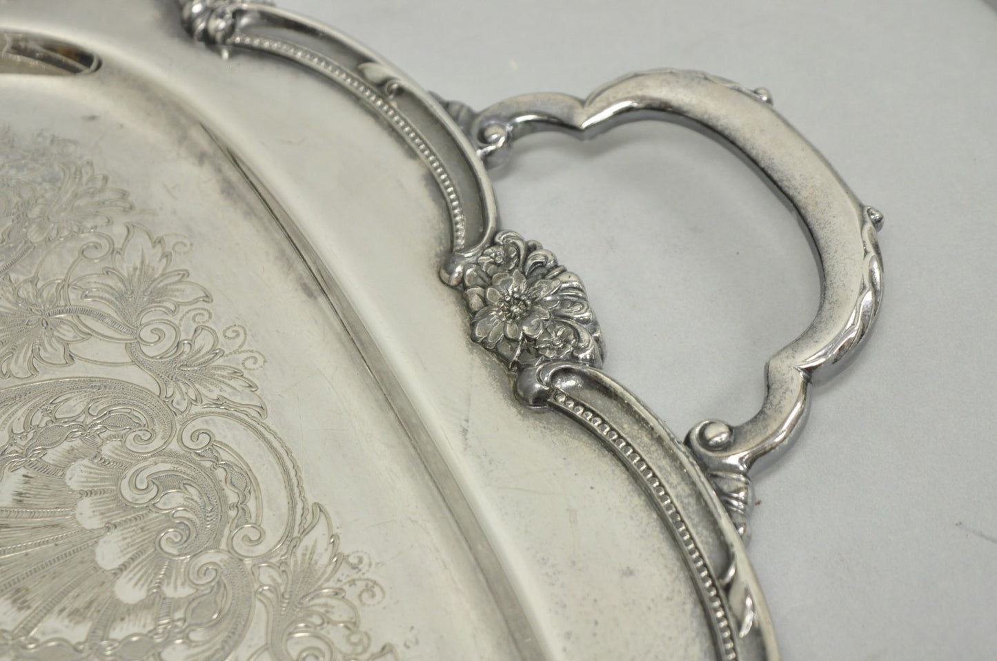 Vintage 1847 Rogers Bros "Remembrance" 9898 Silver Plated Serving Platter Tray