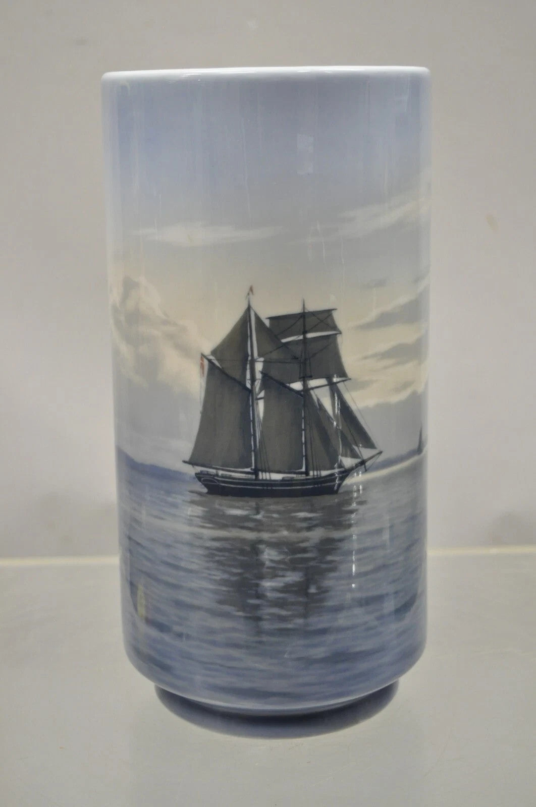 Vintage Royal Copenhagen 13" Blue White Porcelain Nautical Ship Vase 1634 33.B