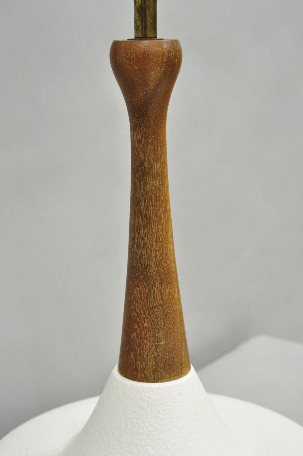 Vintage Mid Century Modern Atomic Era Teak Wood White Ceramic Pottery Table Lamp