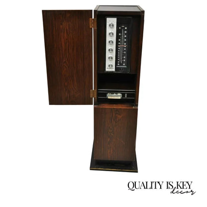 Vintage Magnavox Mid Century Tower Column Pedestal Rodeo Stereo 8 Track Console