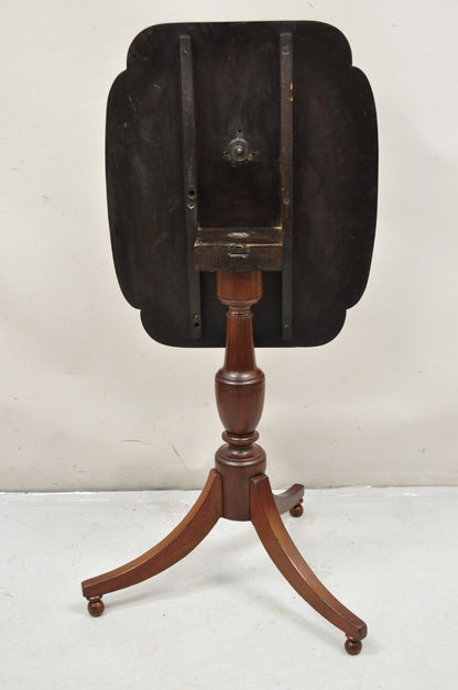 Antique Mahogany Tilt Top Federal Sheraton Pedestal Base Side Tea Table