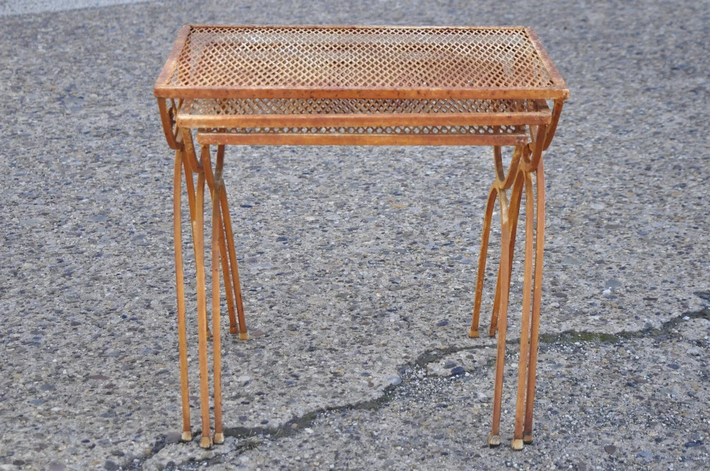 Vintage Salterini Mid Century Modern Wrought Iron Nesting Side Tables - Set of 3