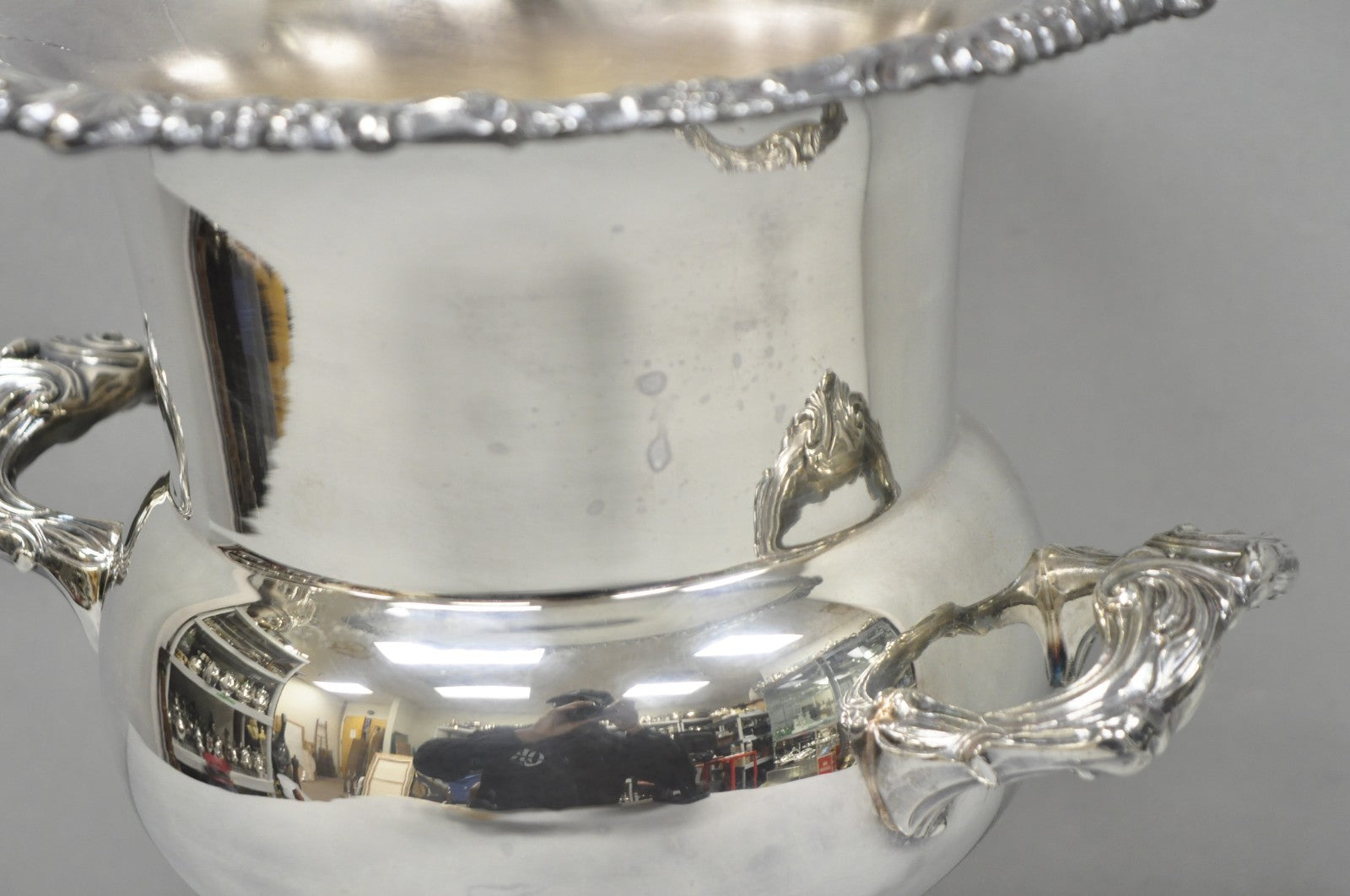 Vintage Sheridan Silver Plated Trophy Cup Urn Champagne Chiller Ice Bucket