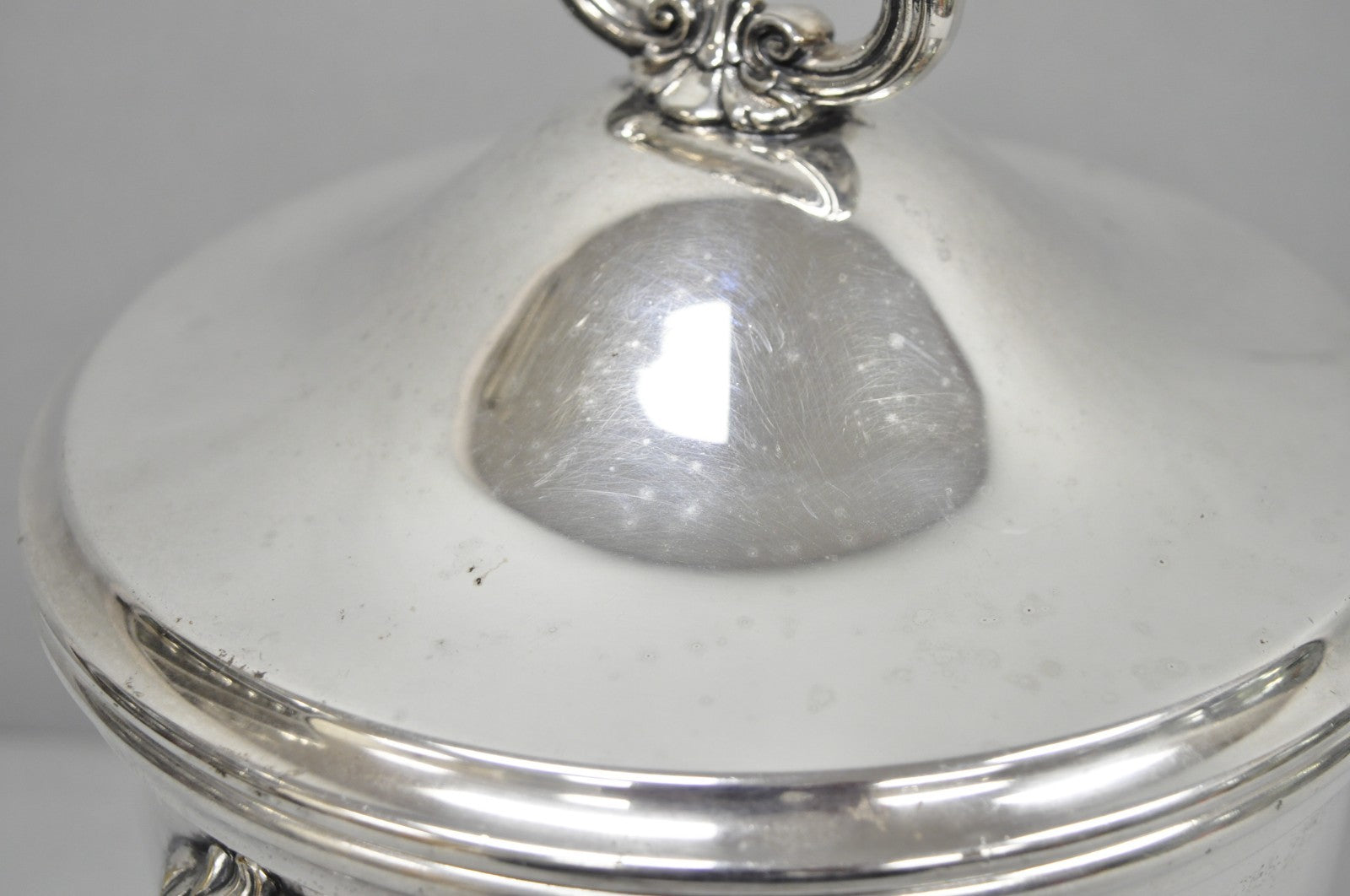 Vintage English Regency Winthrop Silver Plated Lion Handle Covered Ice Bucket