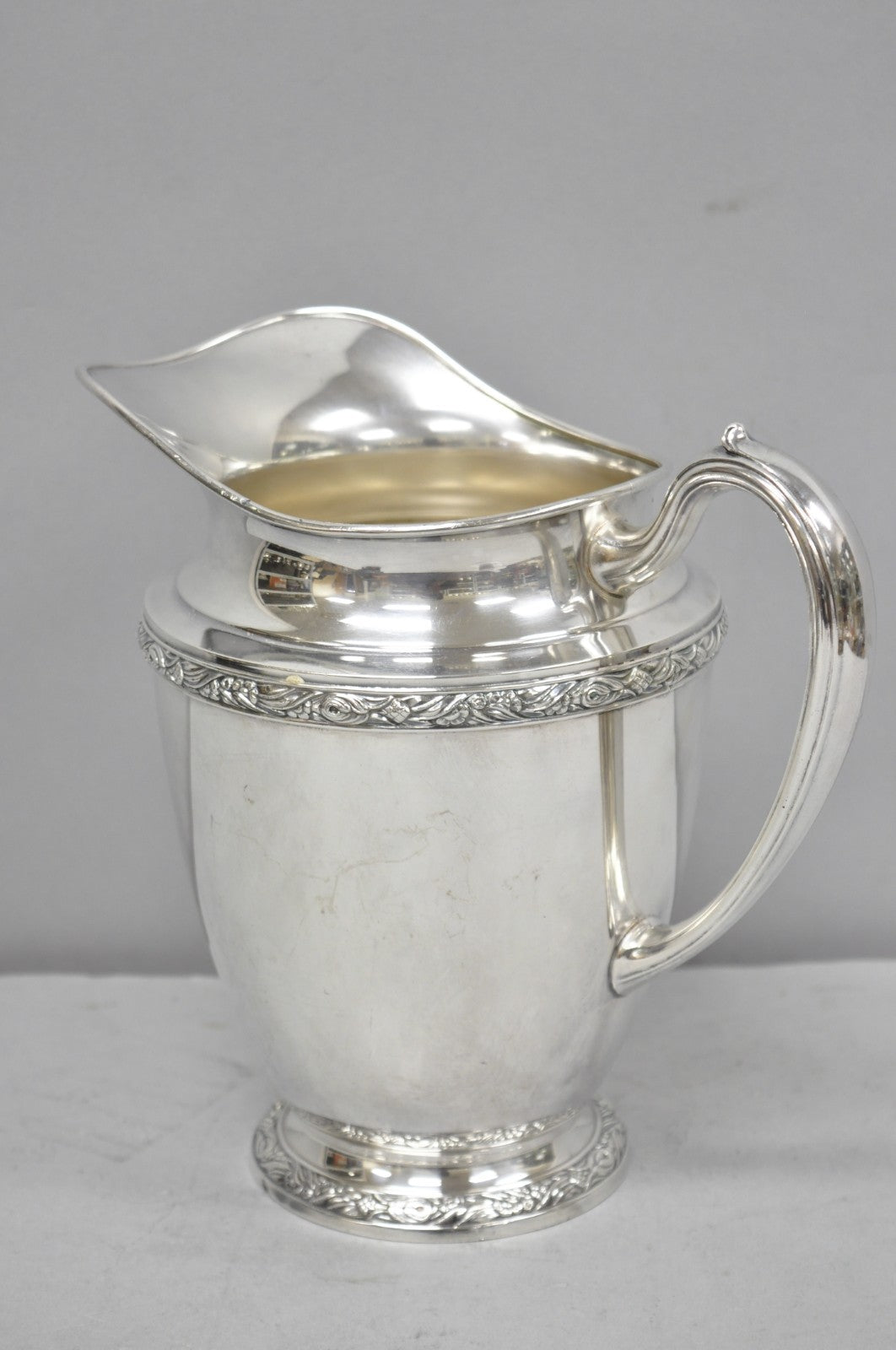 Vintage Victorian Oneida Maybrook Silver Plated Floral Repousse Water Pitcher