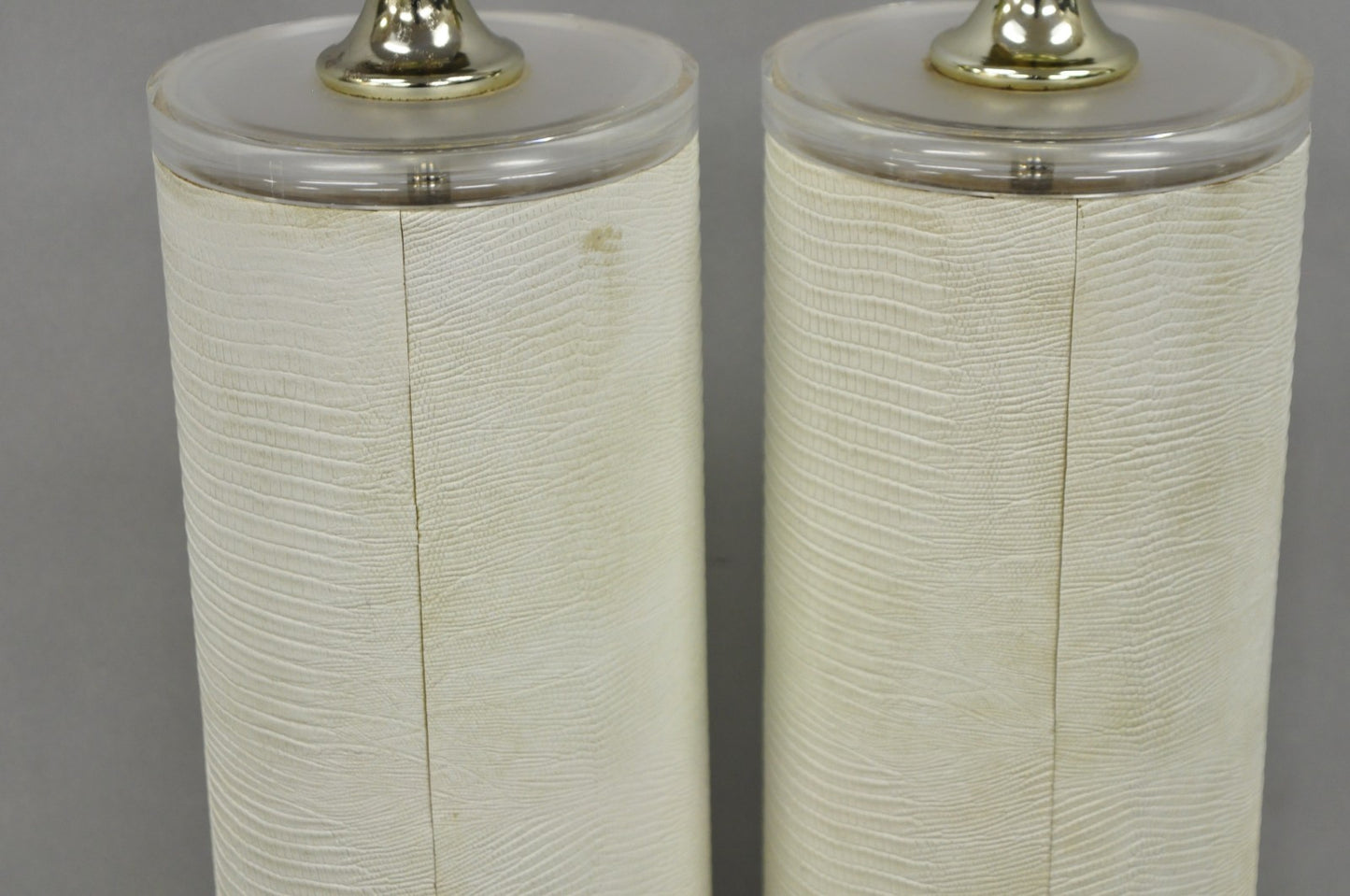 Vintage Hollywood Regency White Faux Alligator Embossed Cylinder Table Lamp Pair