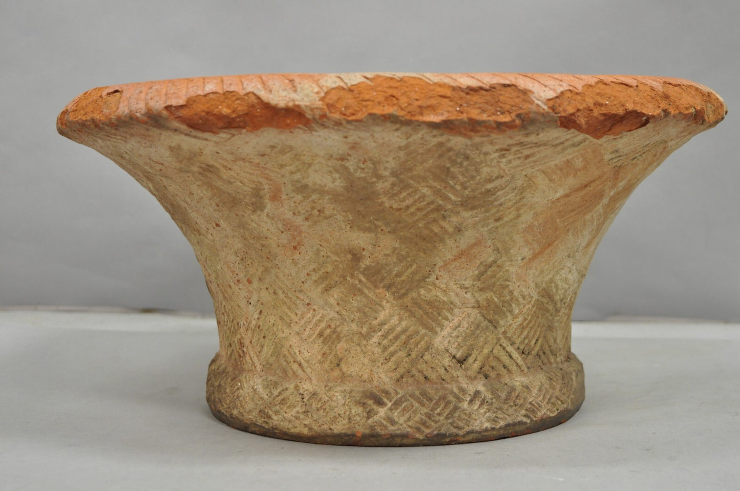 Vintage Carbone Terracotta Pottery Basket Weave Garden Old World Planter Pot