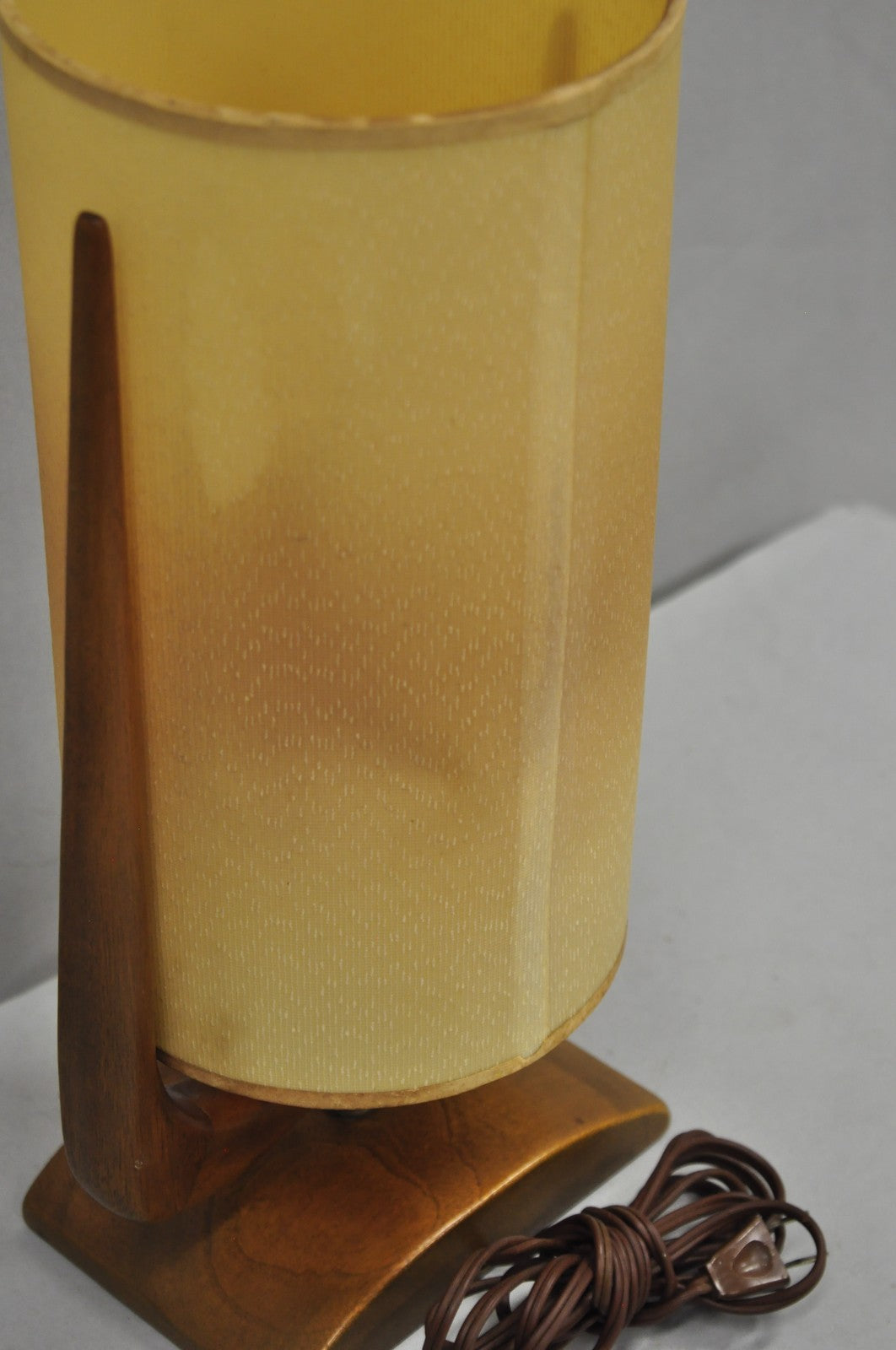 Vintage Mid Century Modern Sculpted Walnut Small Table Lamp w/ Shade by Modeline