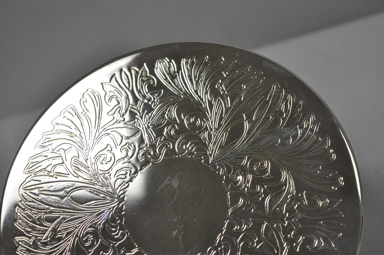 Vintage Mid Century Silver Plated 8" Round Leafy Scroll Design Pot Trivet