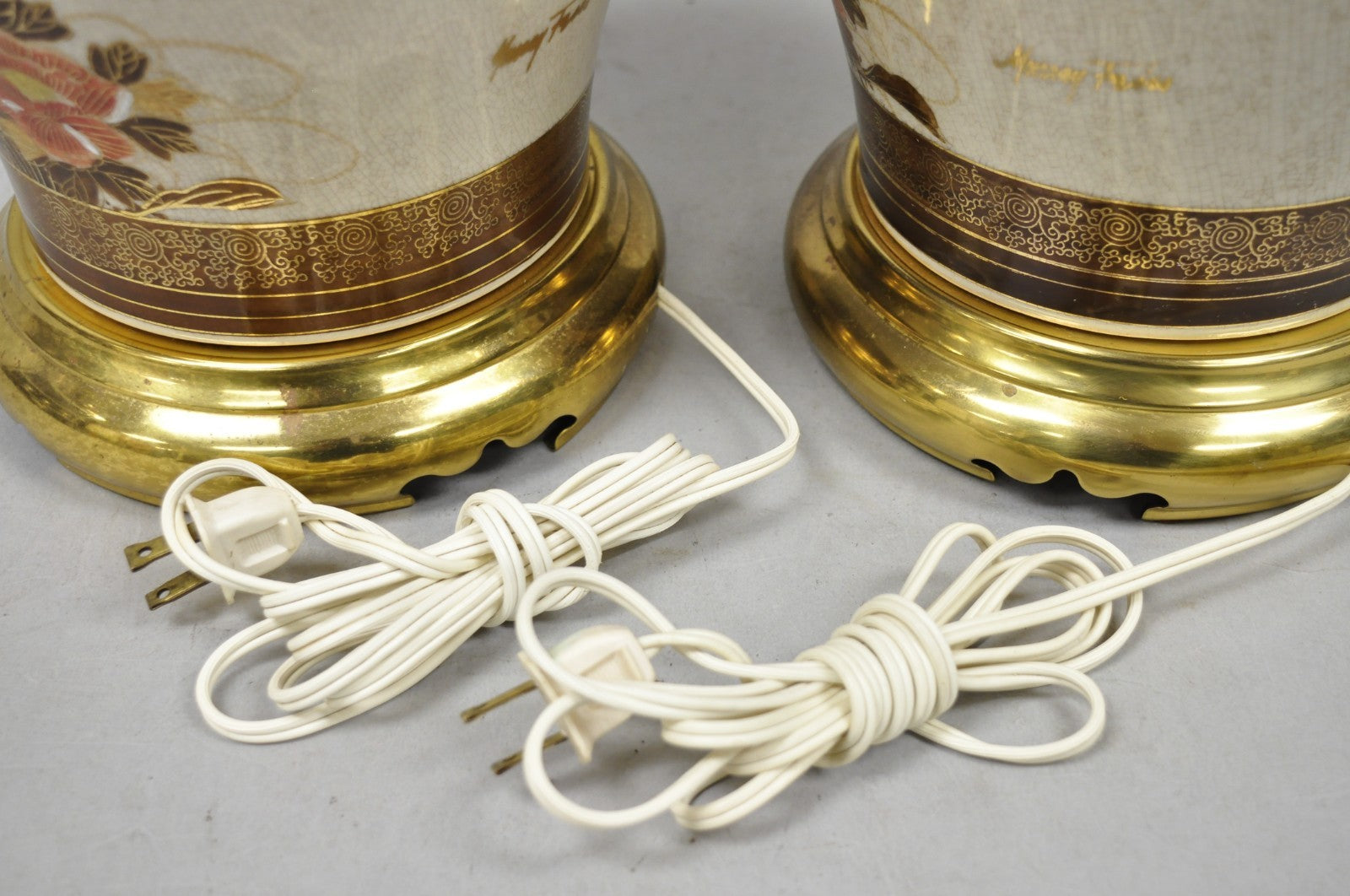 Vintage Chinese Chinoiserie Porcelain Ginger Jar Painted Floral Table Lamp Pair