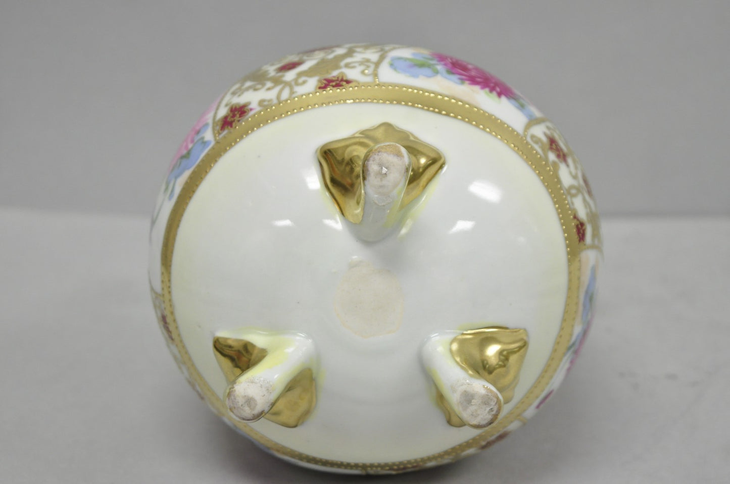Antique Nippon Moriage Porcelain Twin Handle Ball Vase w/ Hand Painted Roses