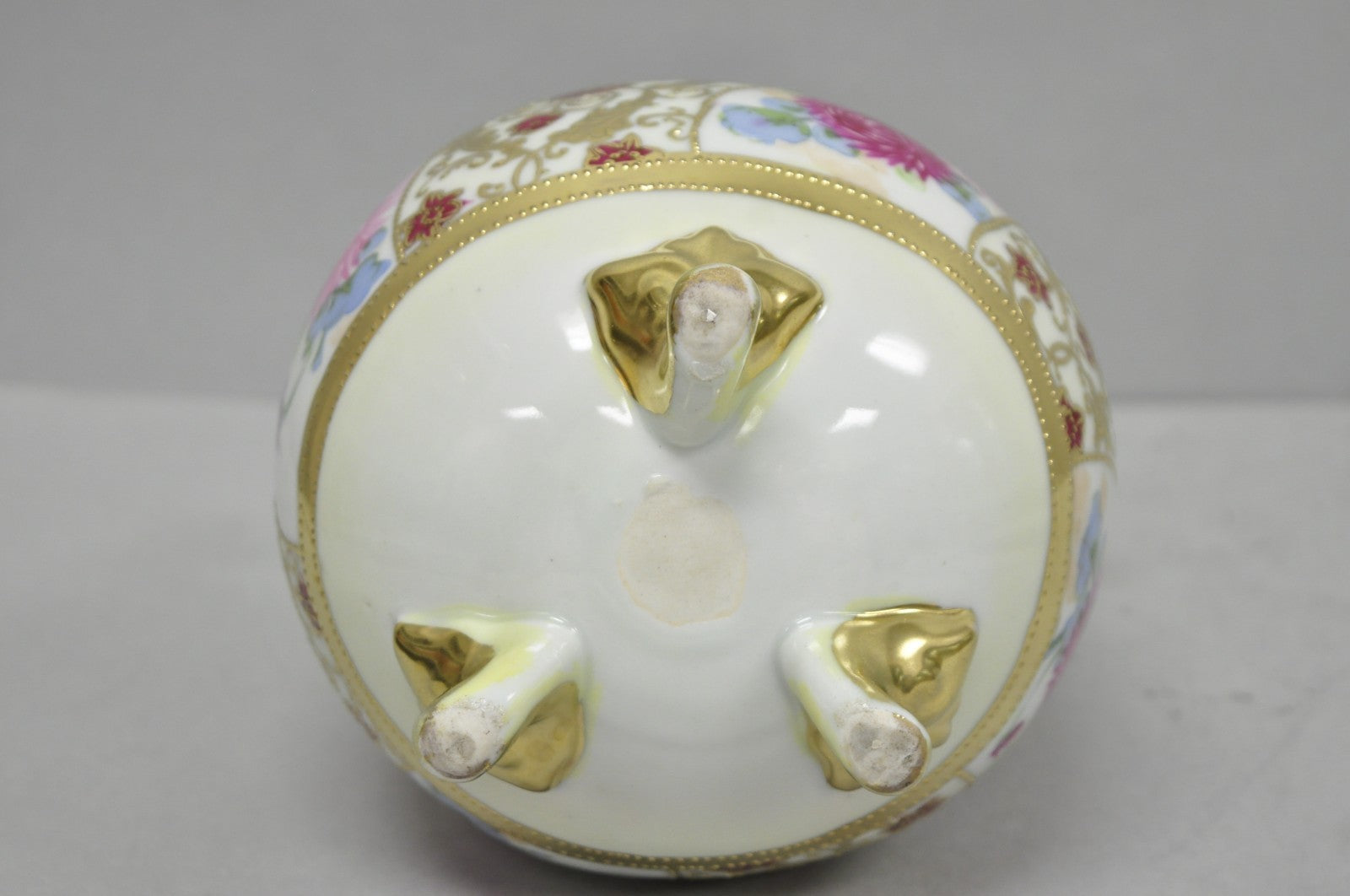 Antique Nippon Moriage Porcelain Twin Handle Ball Vase w/ Hand Painted Roses