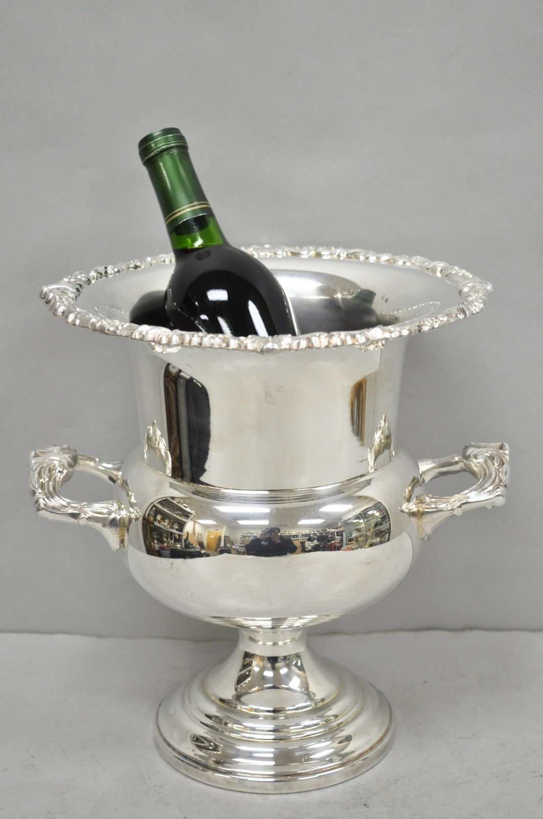 Vintage Sheridan Silver Plated Trophy Cup Urn Bar Champagne Chiller Ice Bucket