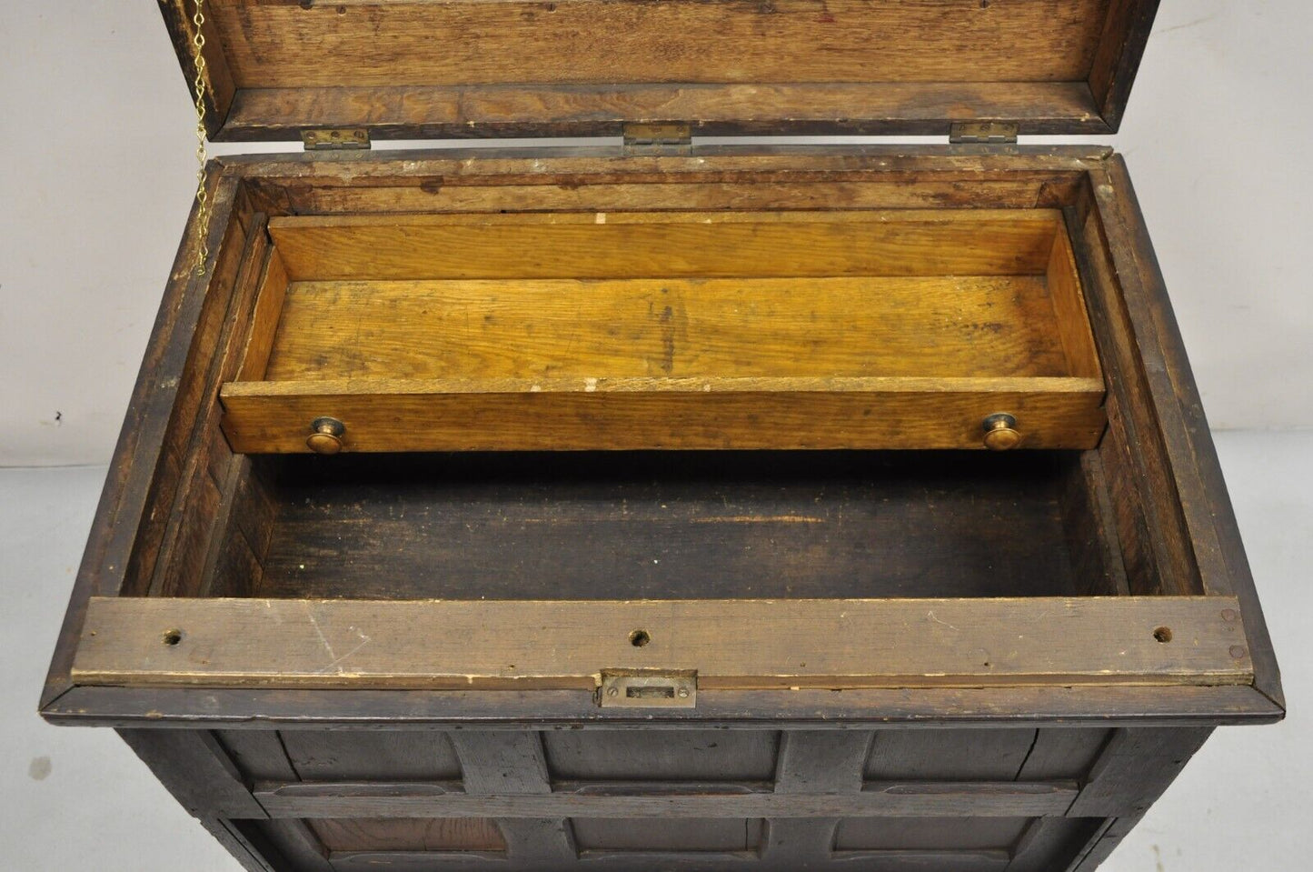 Antique Mission Arts & Crafts Oak Wood Carpenters Tool Chest Cabinet w/ Drawers