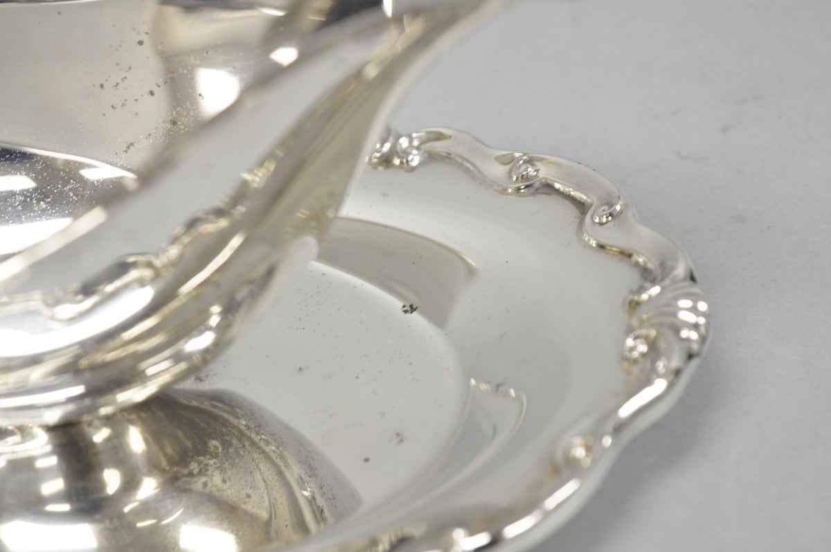 Vintage Victorian Style Silver Plated Gravy Sauce Boat w/ Attached Dish