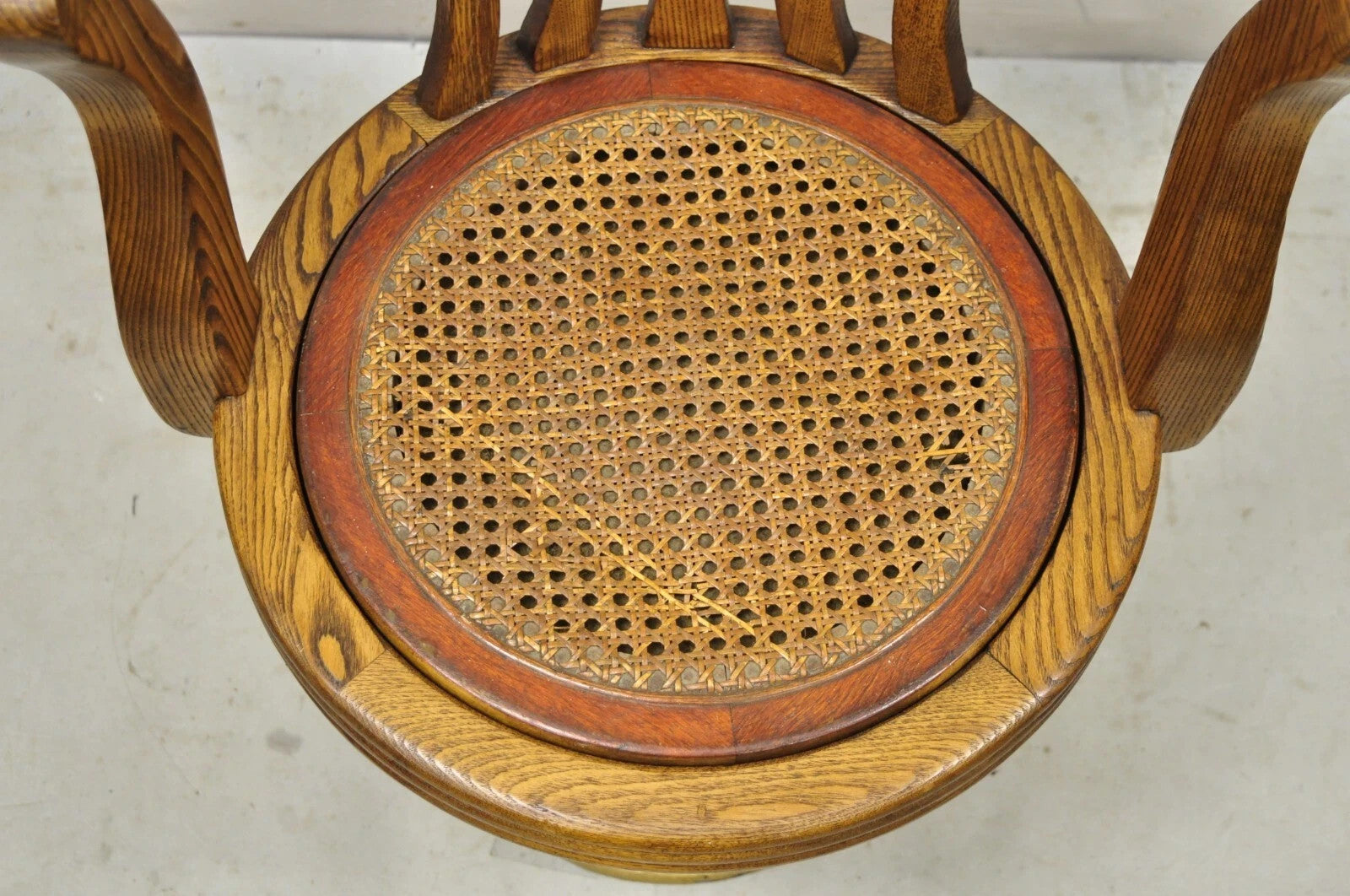 Antique JB Van Sciver Oak Wood Swivel Ship Captains Courthouse Bankers Arm Chair
