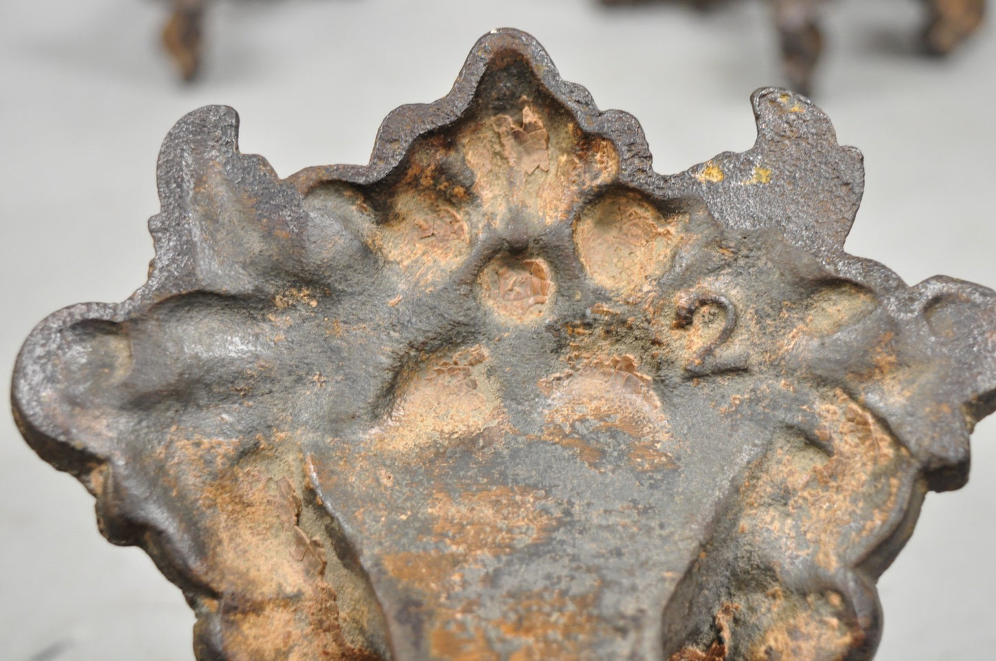 Victorian Style Cast Iron Bathtub Lion Claw Foot Paw Feet Floral Design 4 Pc Set