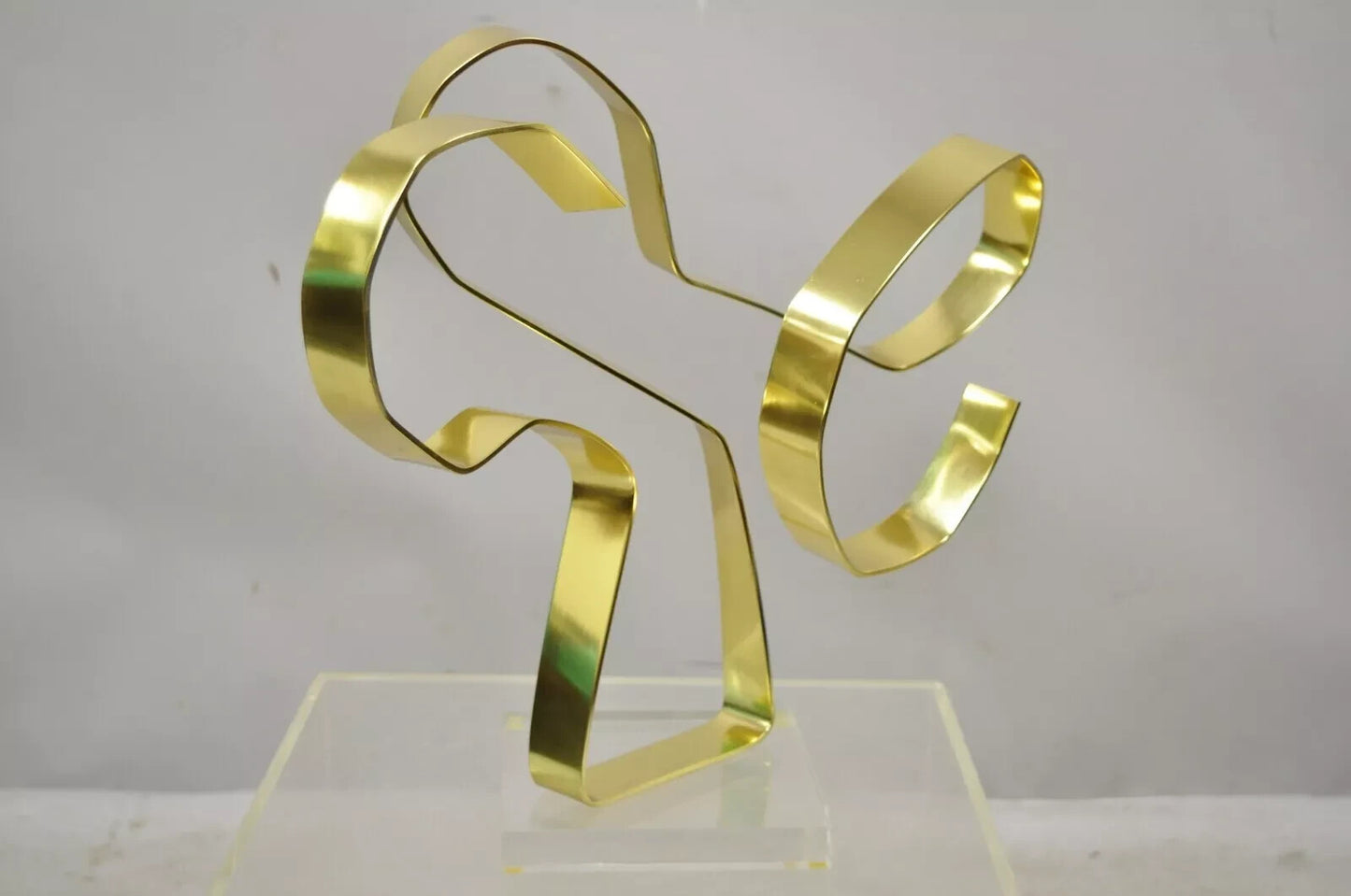 Vintage Dan Murphy 1976 Brass Ribbon Modern Abstract Sculpture on Lucite Base