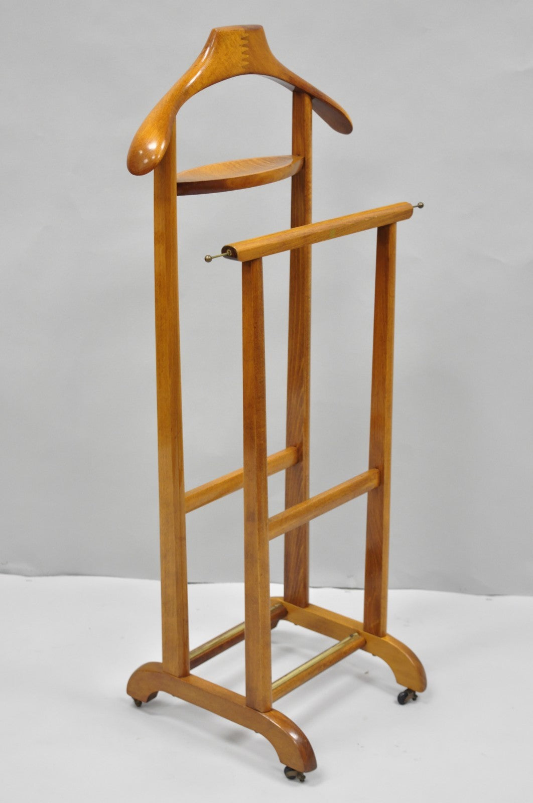 Vintage Fratelli Reguitti Italian Beech Wood 2 Tier Gentleman's Clothing Valet