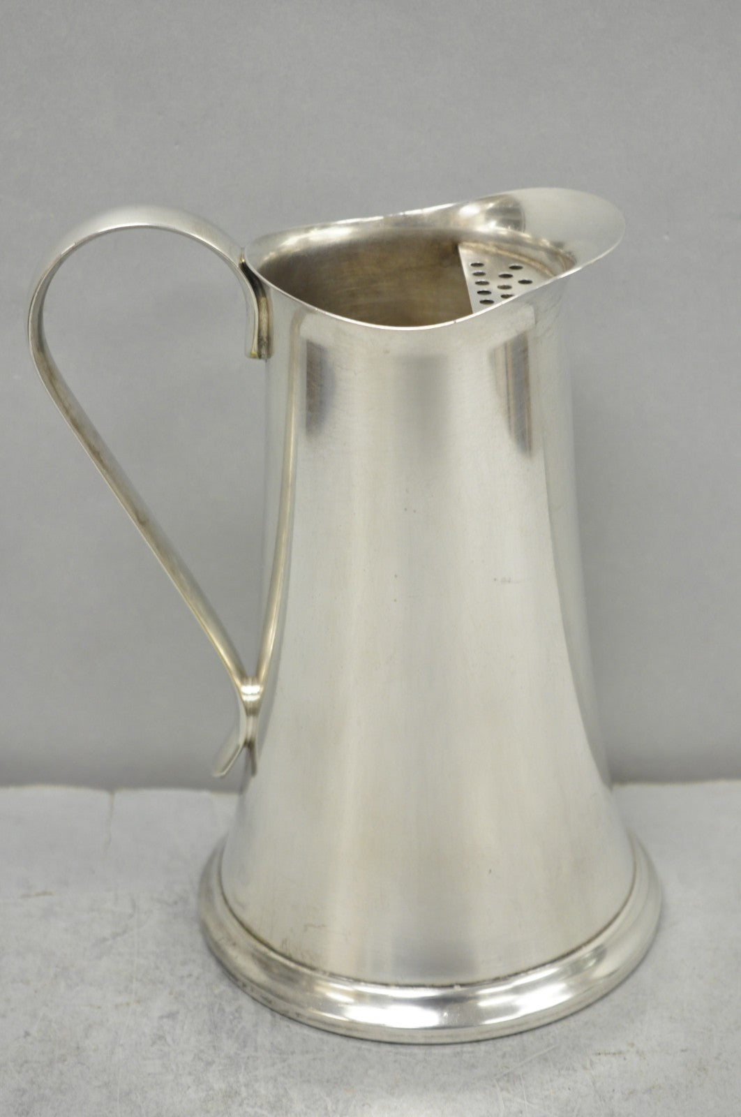 Vintage Sheffield USA Silver Plated Mid Century Modern Tapered Water Pitcher
