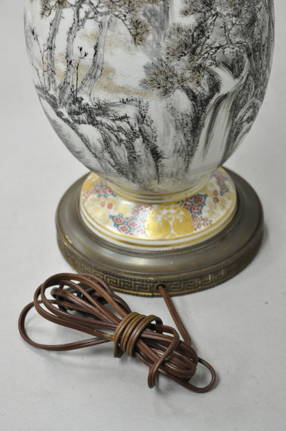 Antique Chinoiserie Chinese Porcelain Hand Painted Vase Table Lamp w/ Foo Dogs