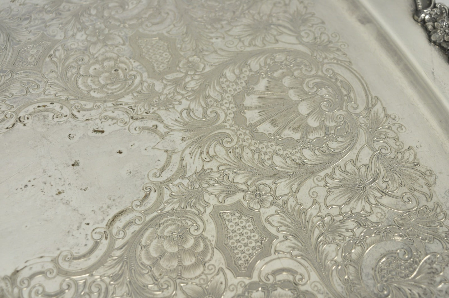 Vintage 1847 Rogers Bros "Remembrance" 9898 Silver Plated Serving Platter Tray