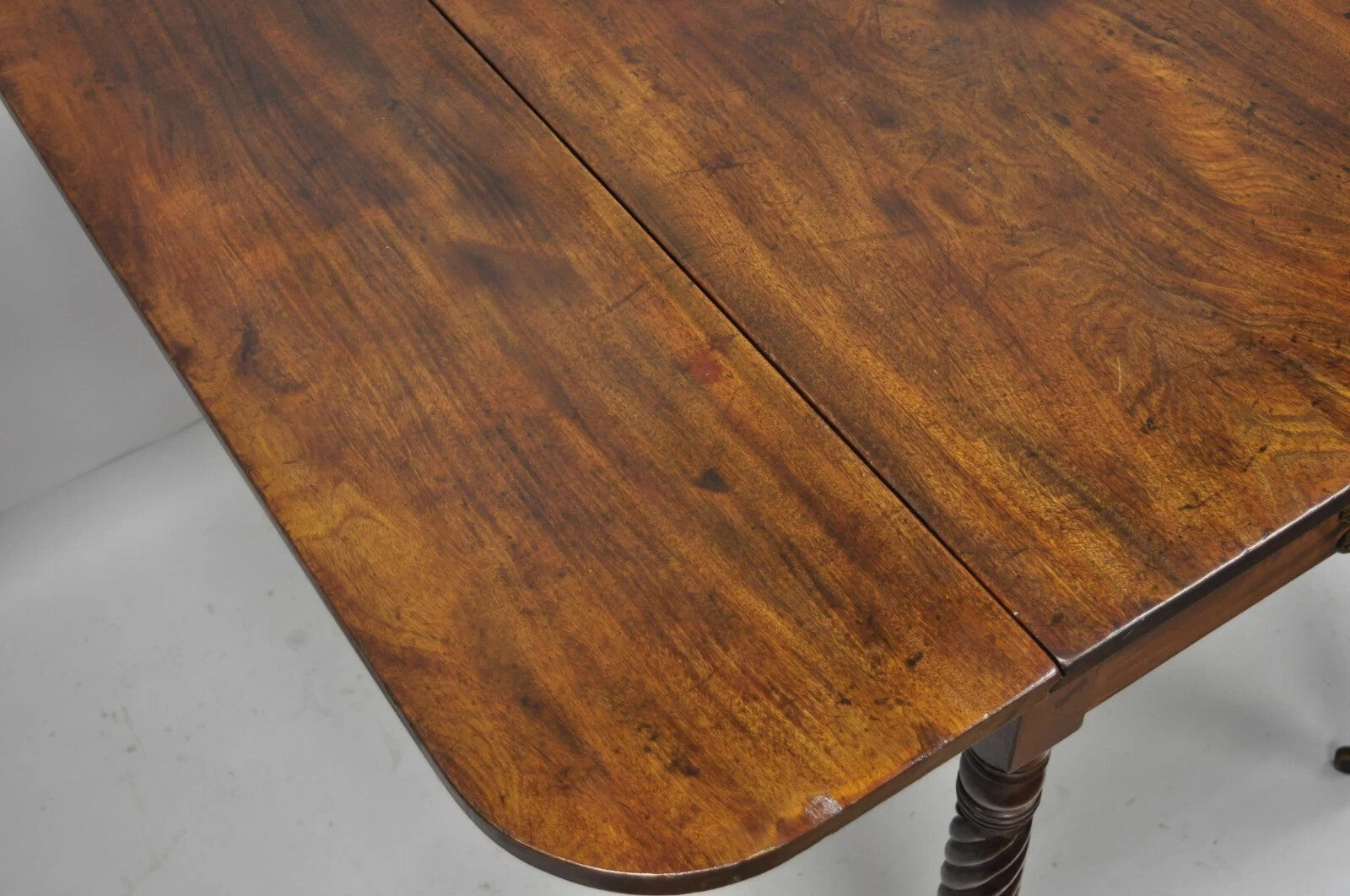 Antique 19th C. Sheraton Mahogany Turn Carved Spiral Leg Drop Leaf Dining Table