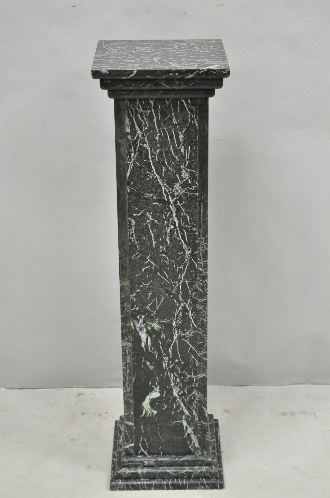 Vintage Italian Classical Style Dark Green Marble Square Column Pedestal Stand