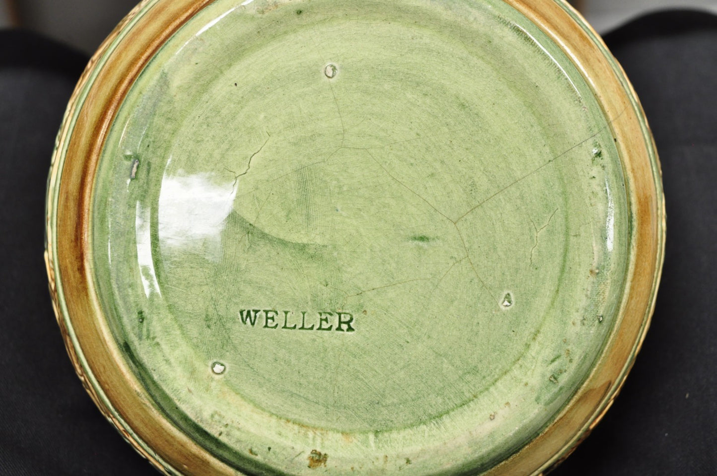 Weller Clinton Art Pottery Green Glazed Squirrel & Acorn Planter Jardinière