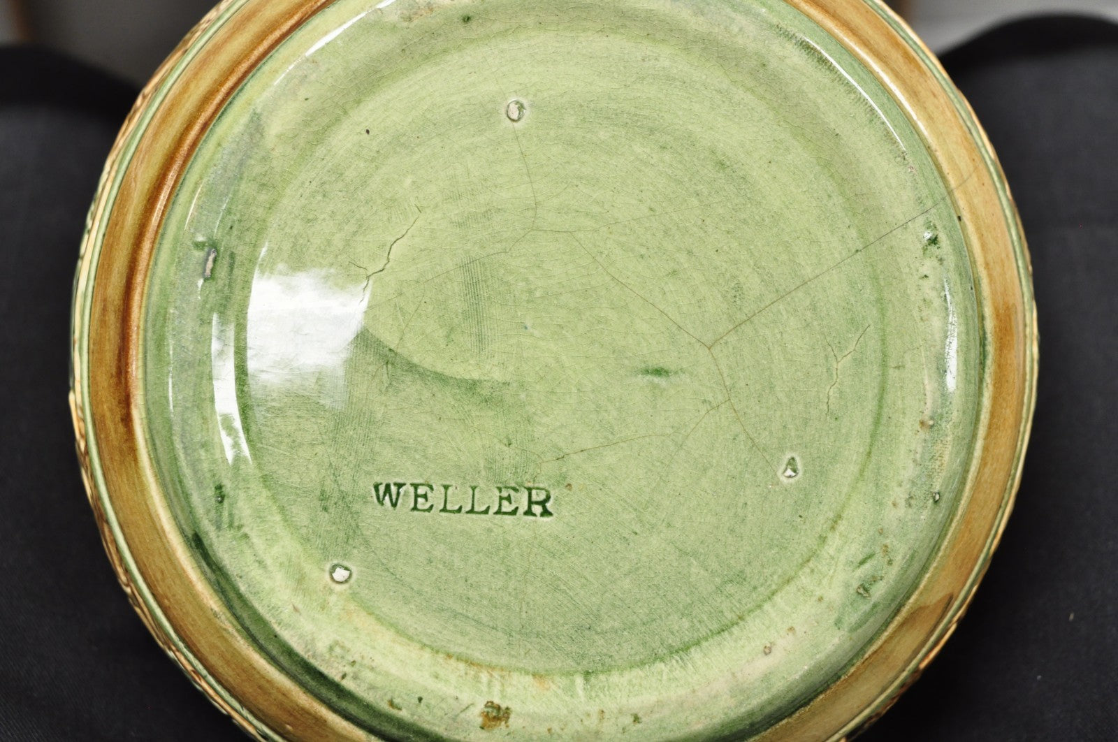 Weller Clinton Art Pottery Green Glazed Squirrel & Acorn Planter Jardinière