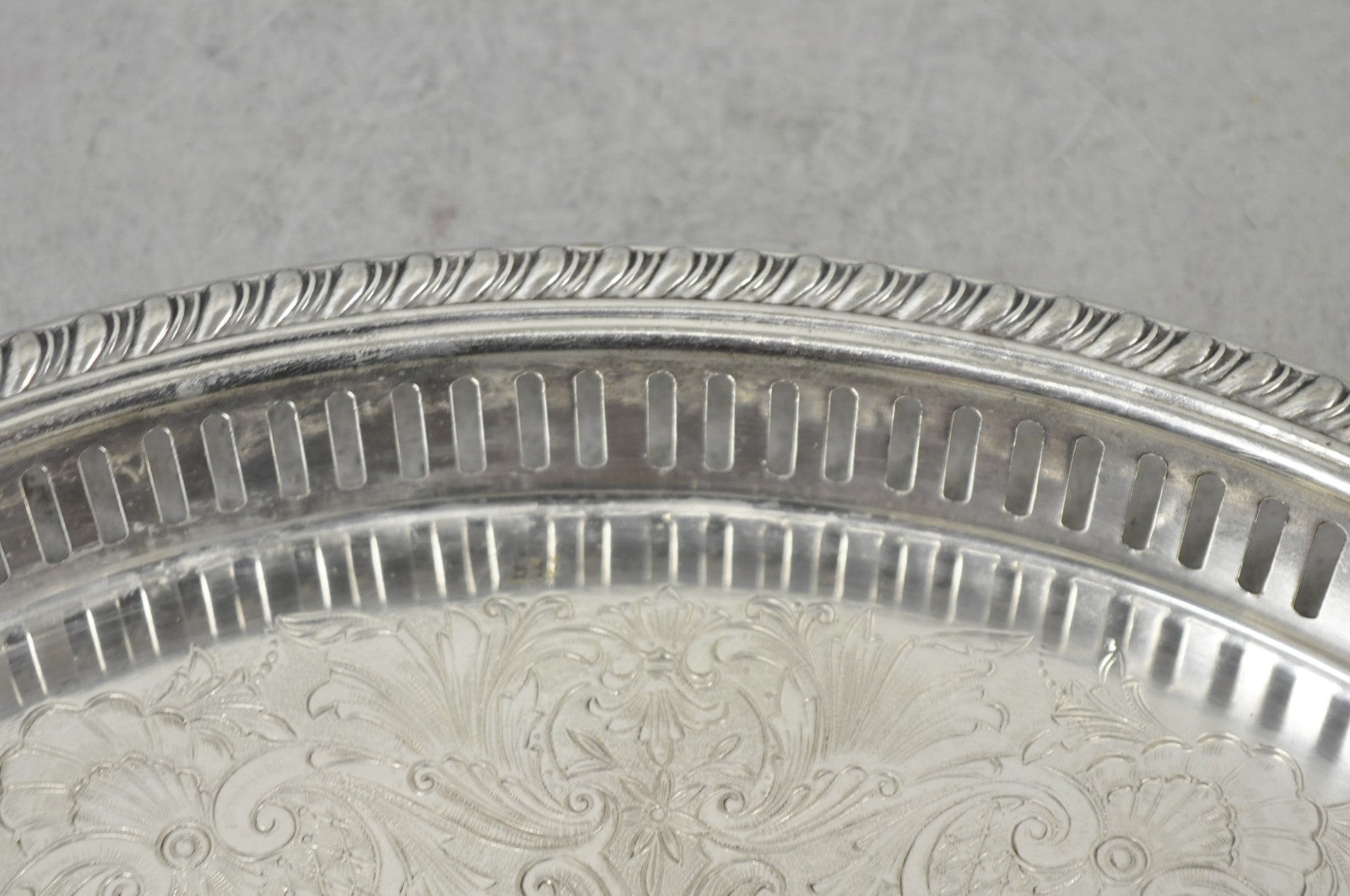 Vintage Eales Silver Plated Small Raised Gallery Oval Trinket Dish Bar Tray