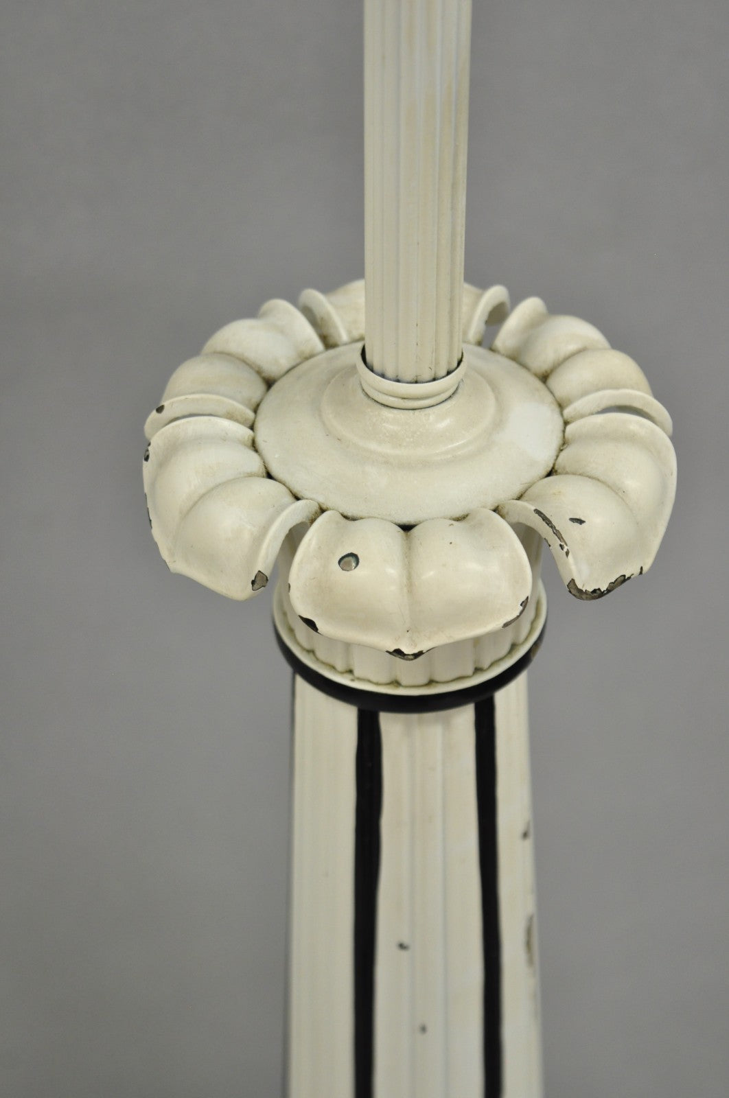 Vintage Hollywood Regency Lotus Leaf Black & White Metal Column Table Lamps Pair