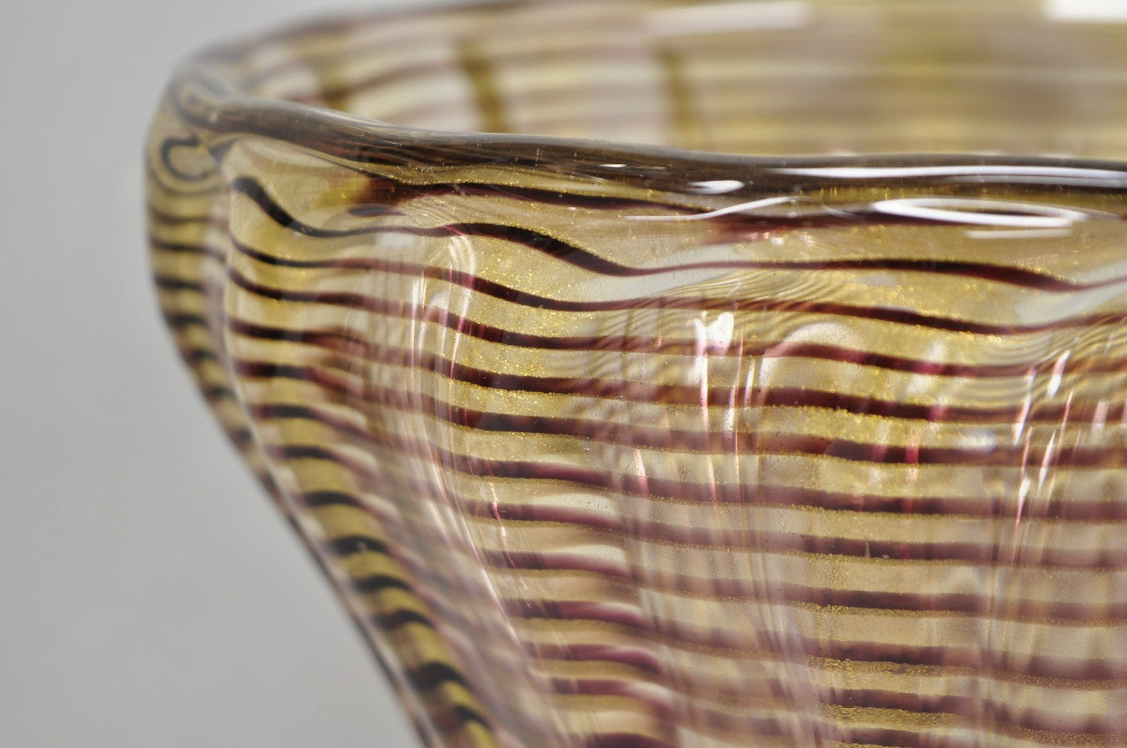 Ercole Barovier Zebrato Murano Art Glass Vase Zebrati for Ferro Toso Barovier