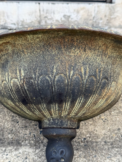 Neoclassical Style Cast Iron Wall Fountain Bowl Urn Lavabo Garden Planter Pot