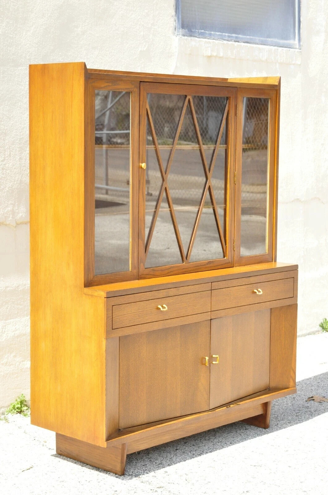 Raymond Loewy Mengel Mid Century Modern Sculpted Oak Bookcase China Cabinet