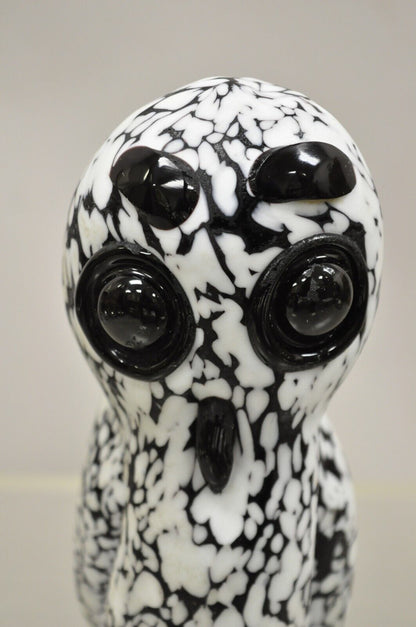 Vtg Italian Mid Century Heavy Art Glass Owl Figure Paperweight Black and White