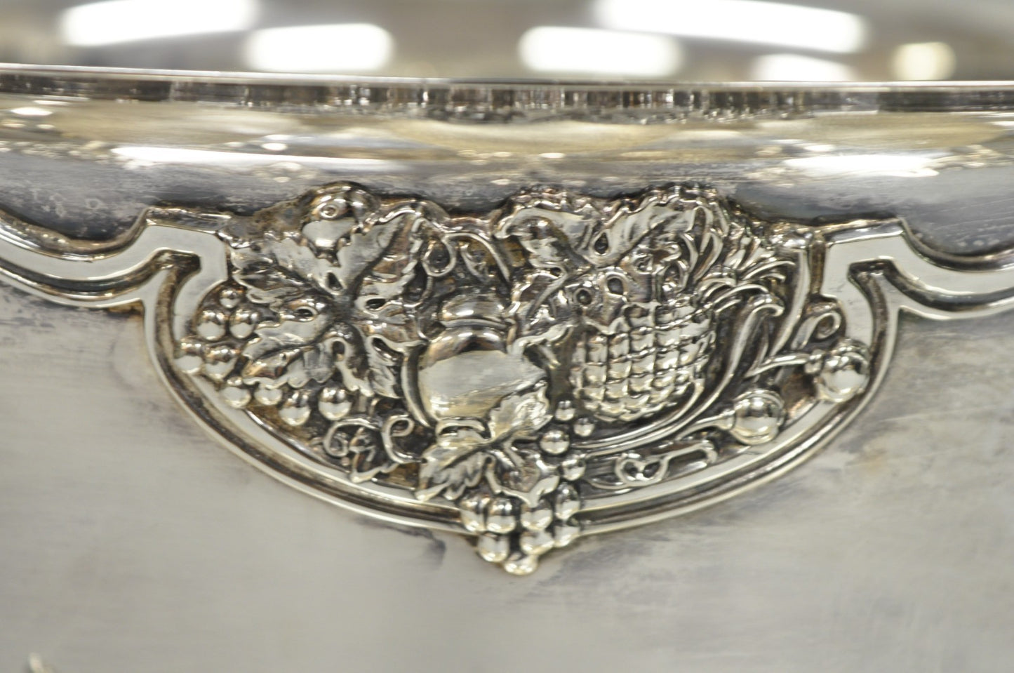 Vintage Wallace Harvest Silver Plated Grapevine Punch Bowl Set w/ 12 Cups & Tray