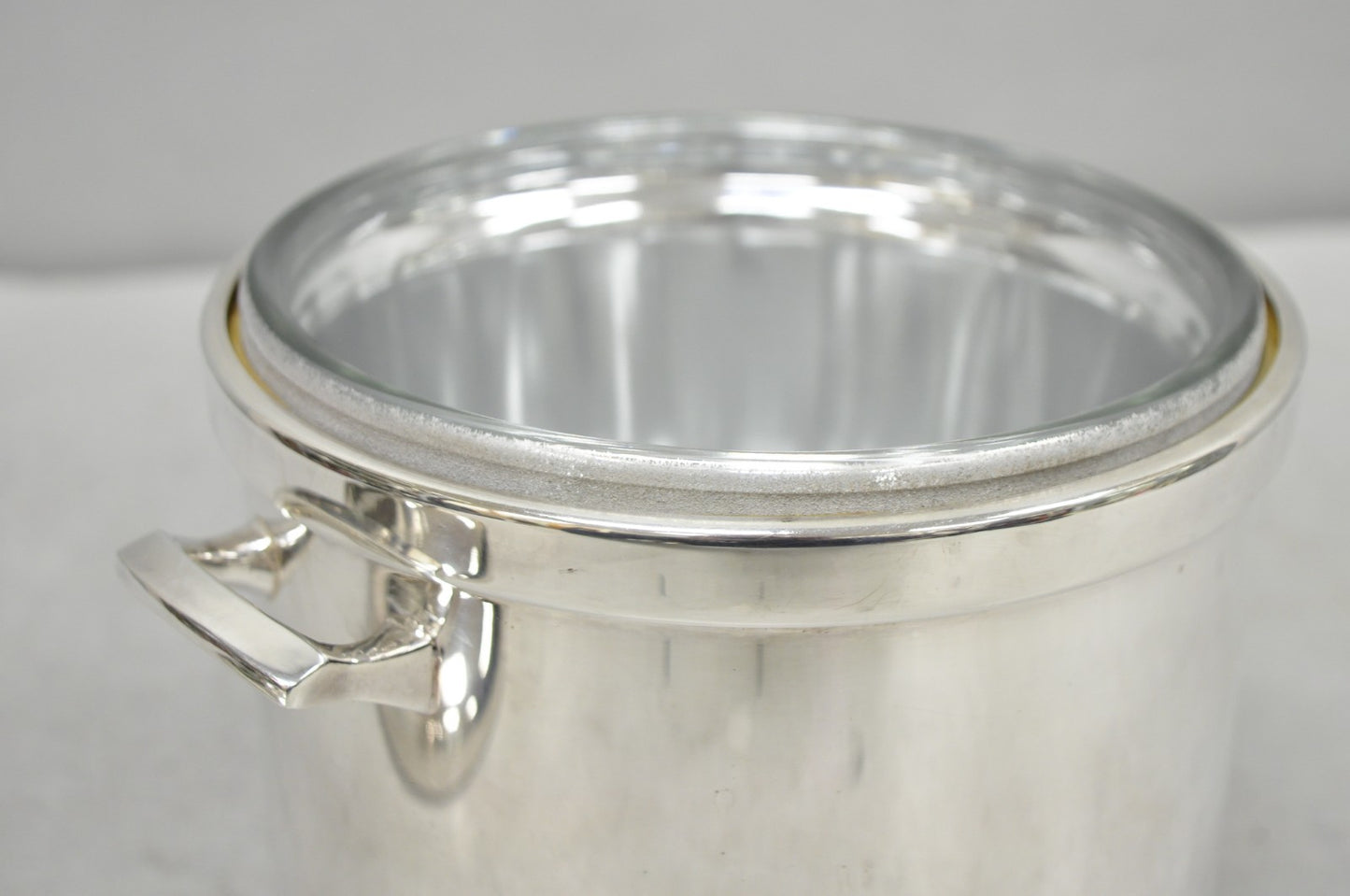 Vintage Sheffield Art Deco Silver Plated Glass Lined Covered Ice Bucket w/ Lid