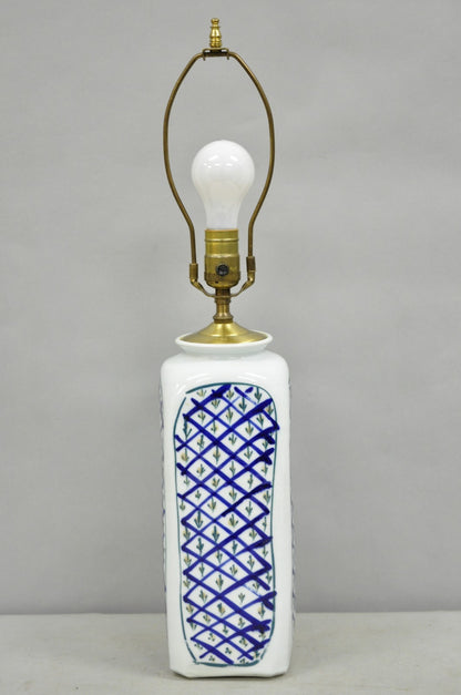 Vintage Chinoiserie Japanese Blue White Porcelain Hand Painted Vase Table Lamp