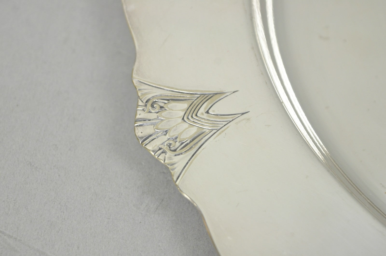Vintage Victor SP Co Art Deco Silver Plated Charger Serving Dish Platter Plate