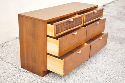Lane Perception Altavista Mid Century Modern Walnut Laminate Top Dresser Chest