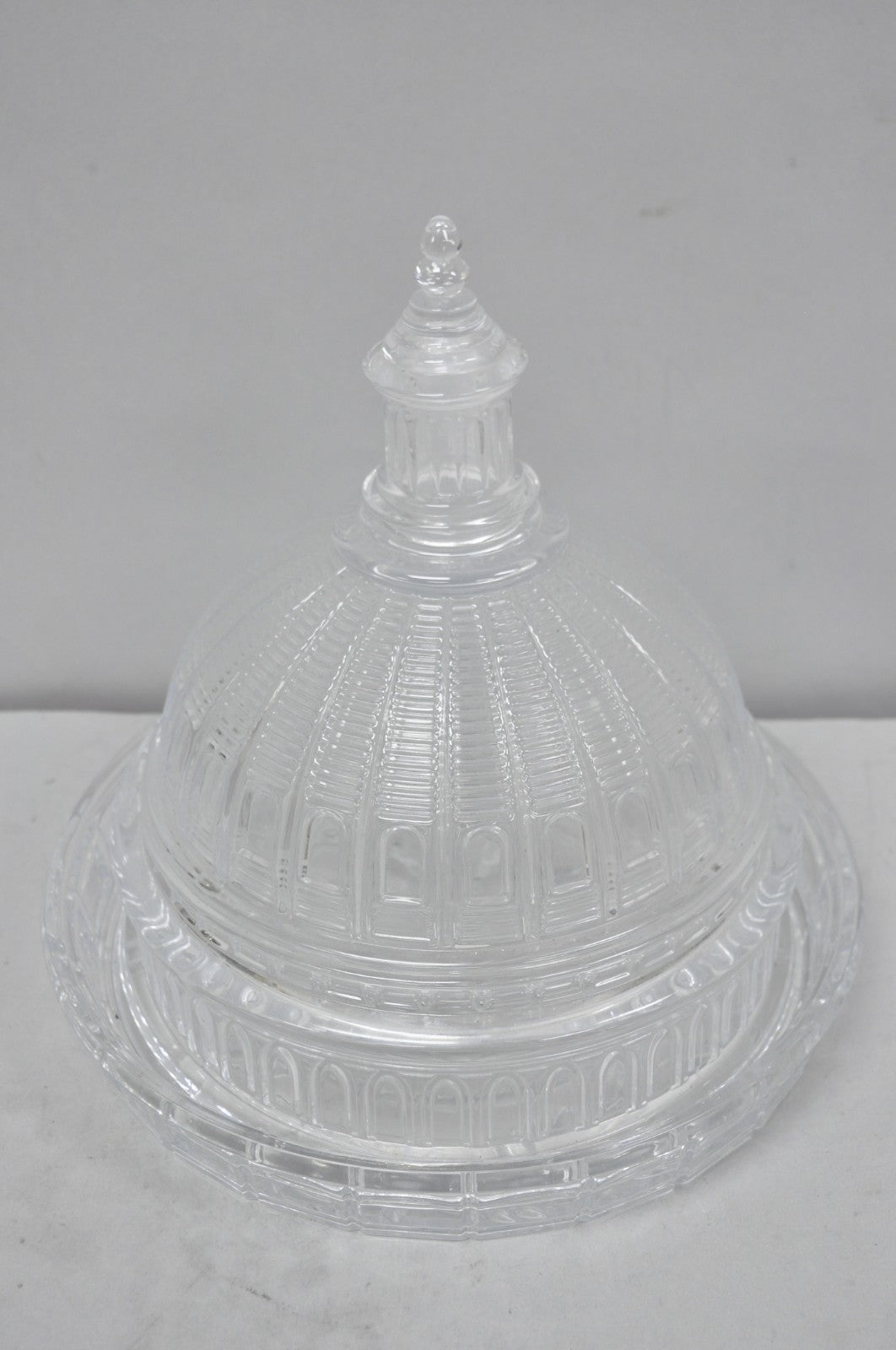 Shannon Design of Ireland Round Clear Cut Crystal Capitol Dome Cake Plate Stand