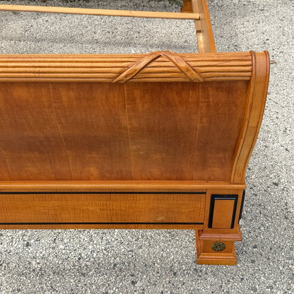 Thomasville Grand Classics Neoclassical Empire Queen Size Maple Wood Sleigh Bed