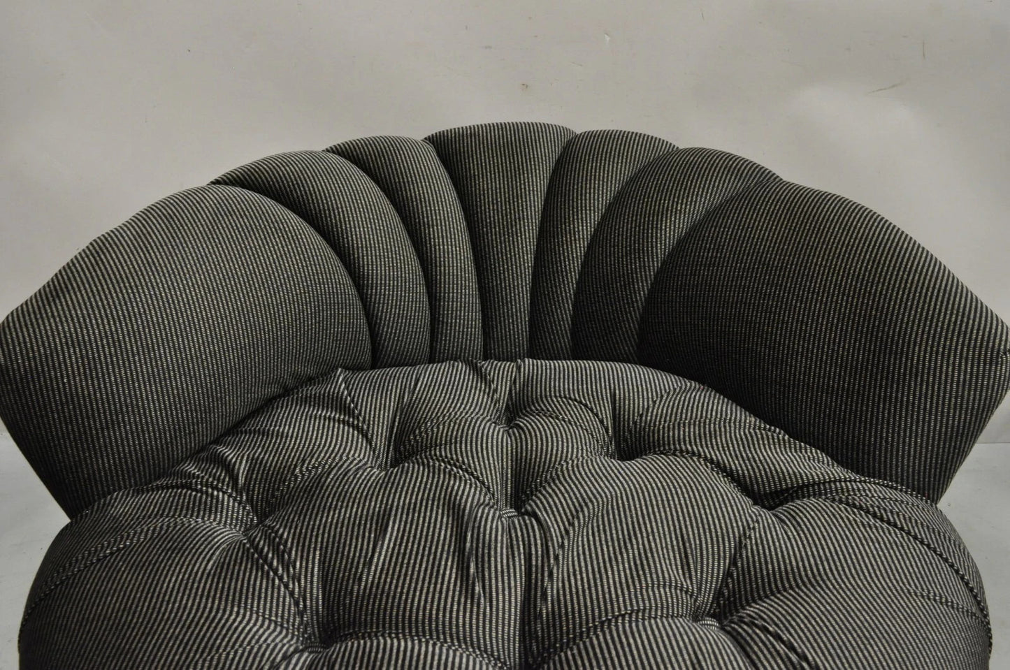 Mid Century Modern Large Milo Baughman Style Round Black Club Lounge Chair