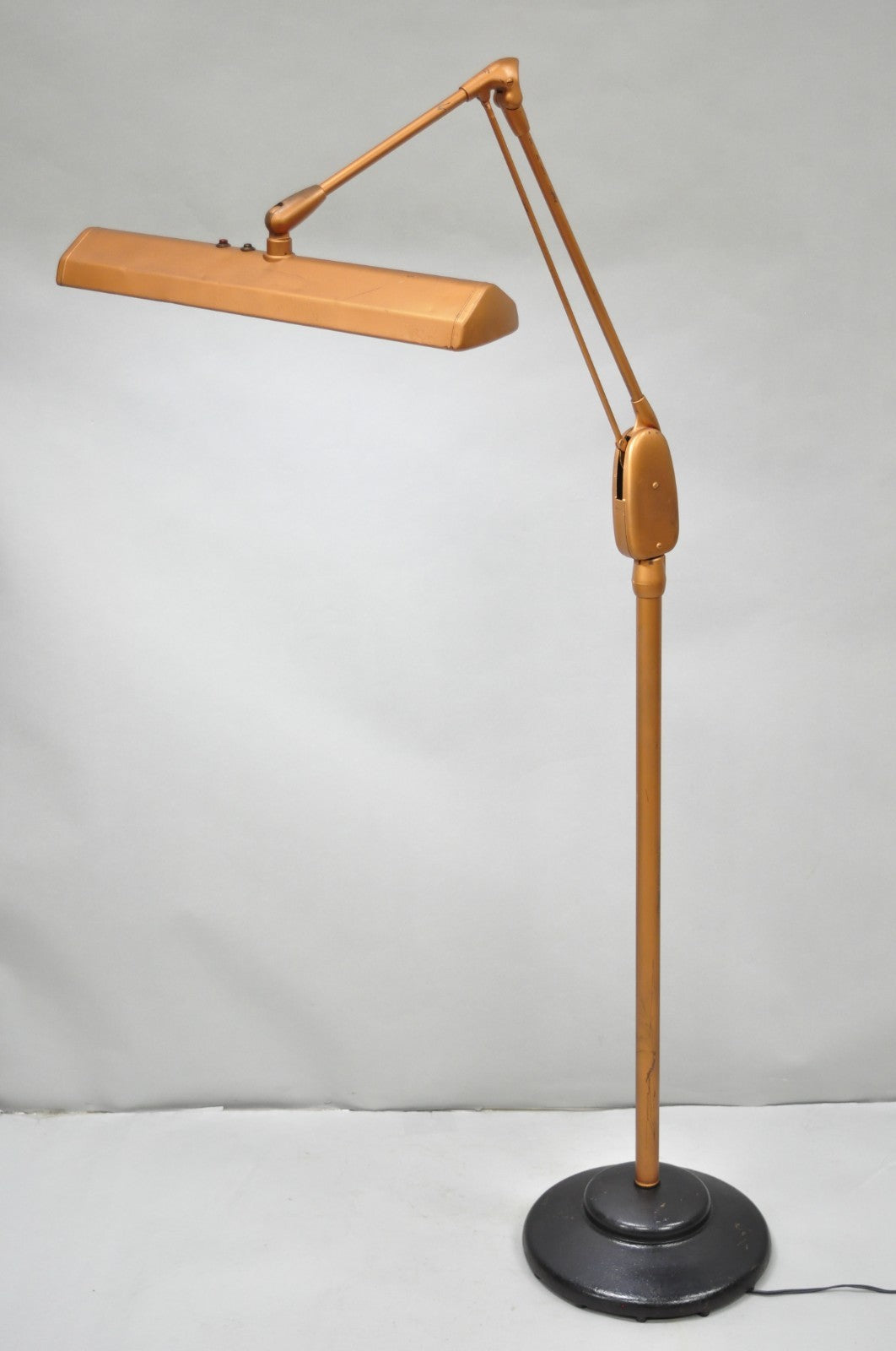 Vintage Dazor Industrial Modern Floating Tall Adjustable Metal Task Floor Lamp