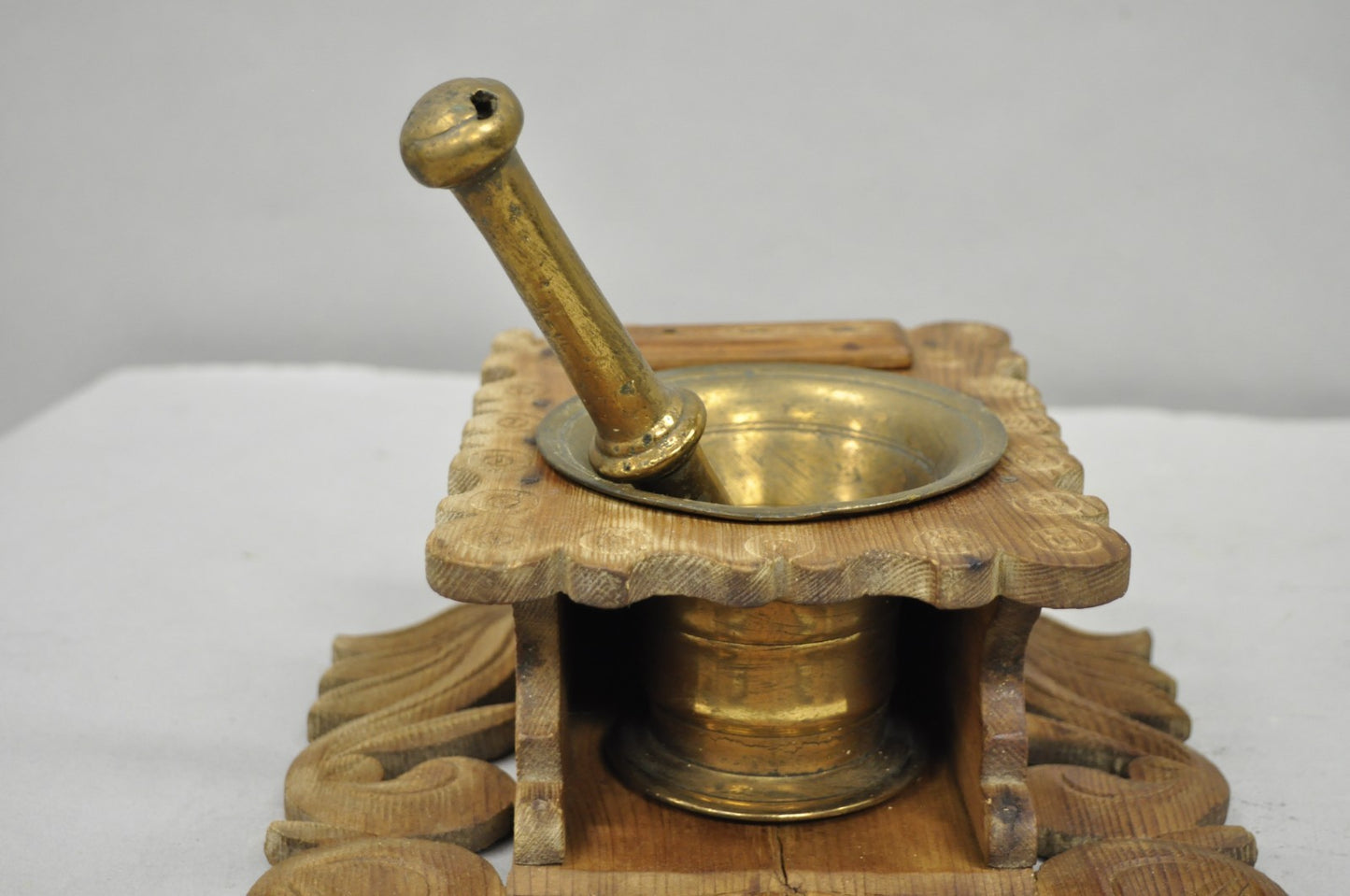 Antique Arts & Crafts Apothecary Wood Carving Wall Mounted Brass Mortar & Pestle